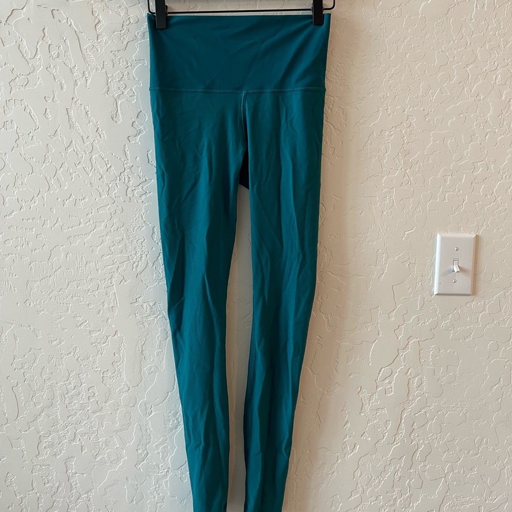 lululemon size 6 leggings